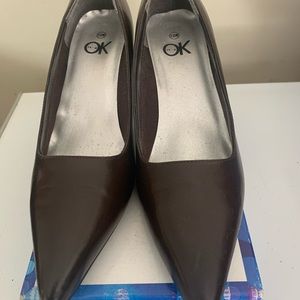 It’s OK Brown Heels, Size 10W